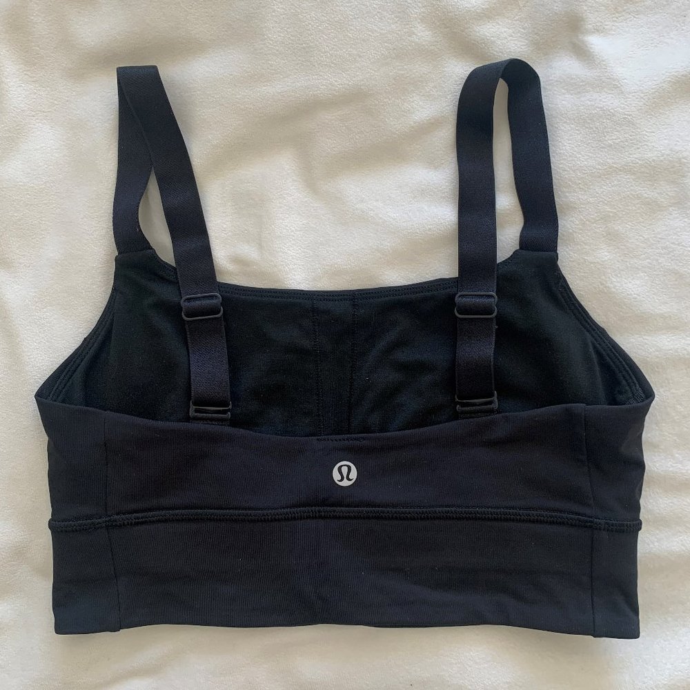 lululemon athletica - Black Sports Bra - Size 6